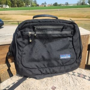 Patagoina black case